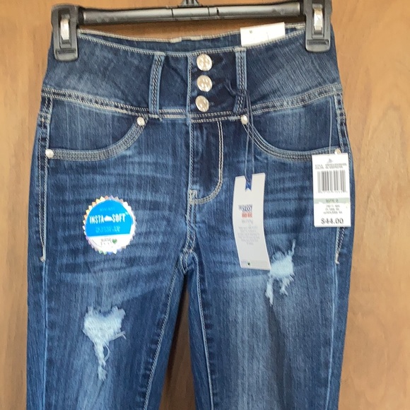 Wallflower sassy fit high rise skinny distressed jean size 0 - Picture 12 of 16